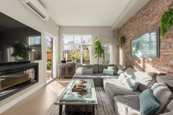 262 Salter ST #116, New Westminster, BC V3M 0J6