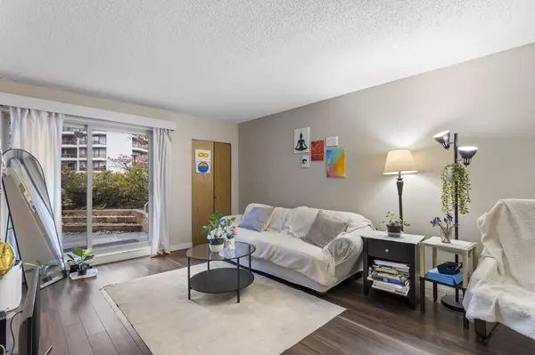 Burnaby, BC V5C 5Z3,4363 Halifax ST #119