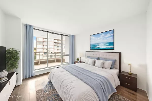 Burnaby, BC V3N 4Y8,9623 Manchester DR #1101