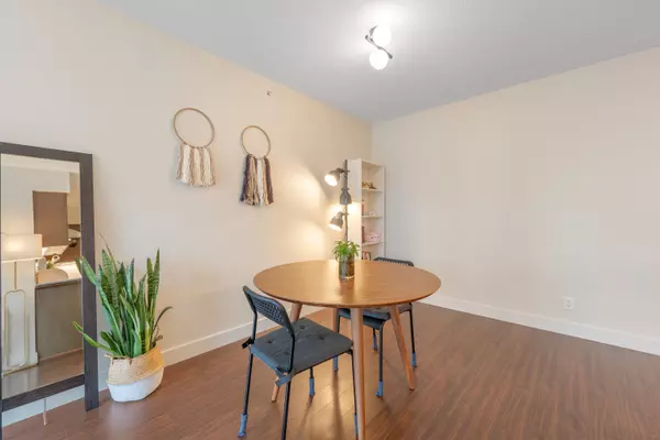 8068 Westminster HWY #1505 Richmond, BC V6X 0C6