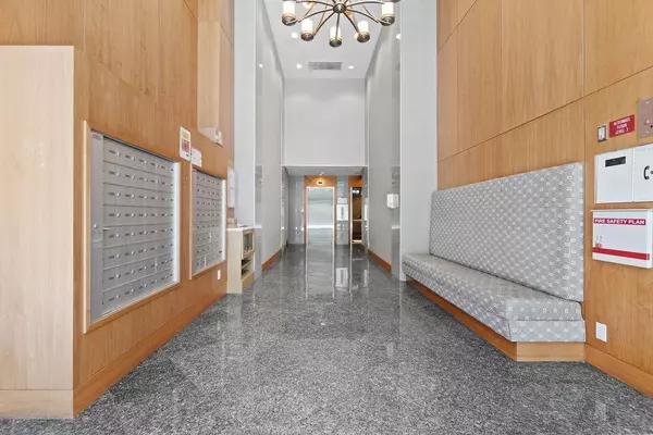 North Vancouver, BC V7L 0B4,162 Victory Ship WAY #403