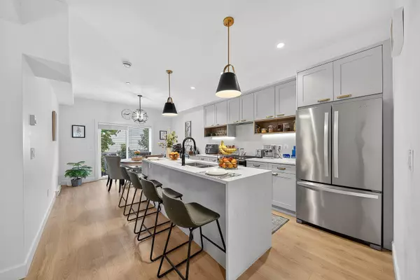 Langley, BC V3A 0N7,5476 Brydon CRES #16