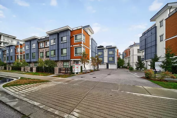 Langley, BC V3A 0N7,5476 Brydon CRES #16