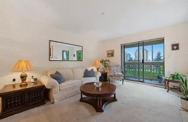 843 22nd ST #209, West Vancouver, BC V7V 4C1