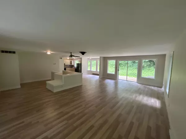 Mission, BC V4S 1J6,9232 Farrington ST