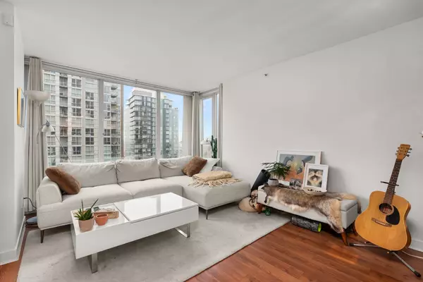 Vancouver, BC V6Z 3B8,1438 Richards ST #2108