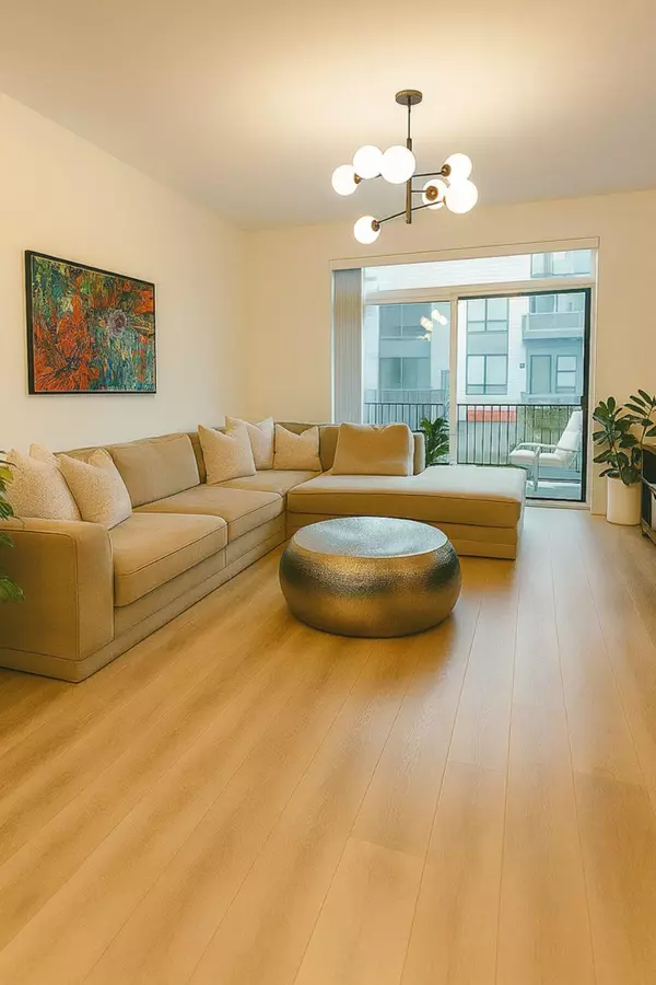 1344 Halyard PL, Squamish, BC V8B 2A1