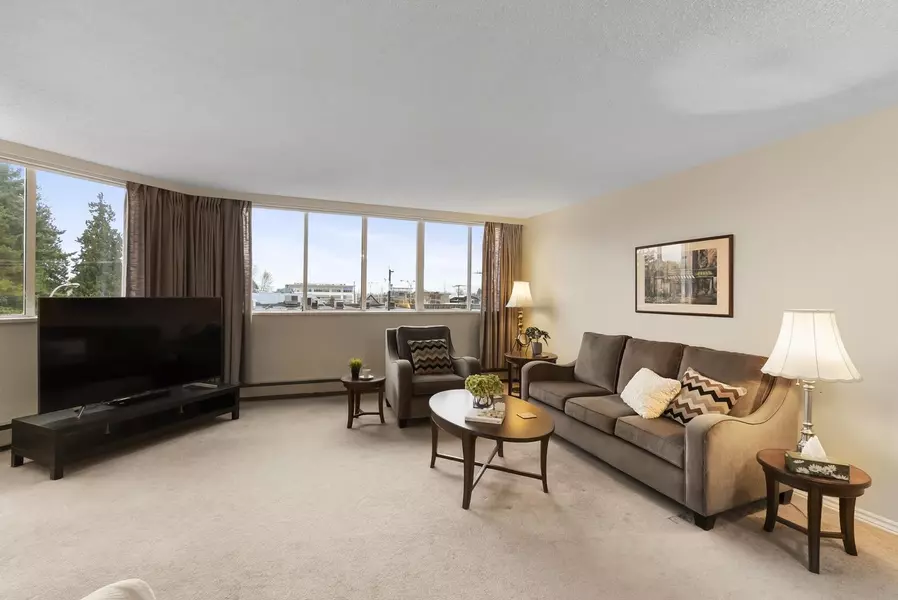 11881 88 AVE #308, Delta, BC V4C 8A2