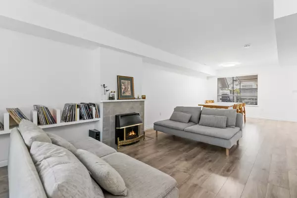 Mission, BC V2V 4X7,32361 Mcrae AVE #30