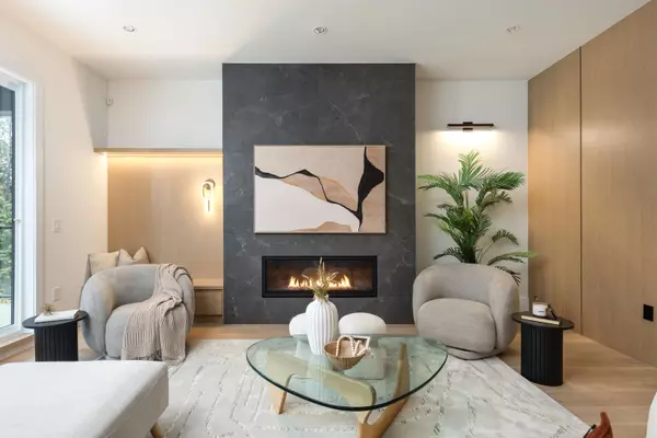 Coquitlam, BC V3E 0V4,1419 Pipeline PL