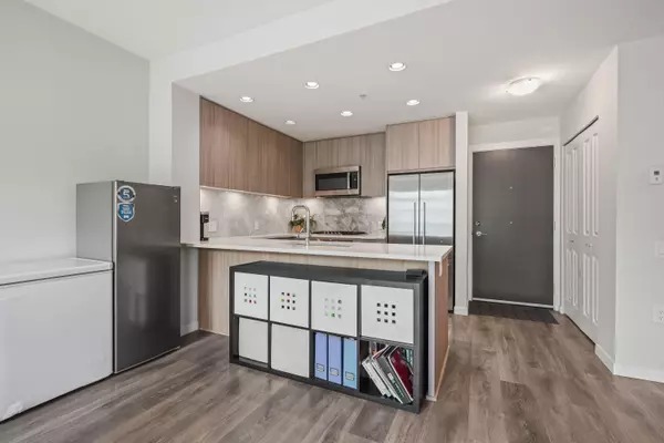 Vancouver, BC V5S 0G2,3289 Riverwalk AVE #510