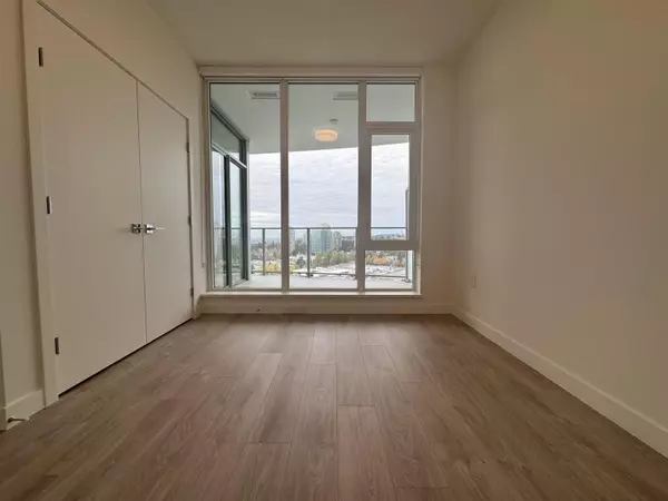 Burnaby, BC V3N 0J4,7728 Park CRES #1605