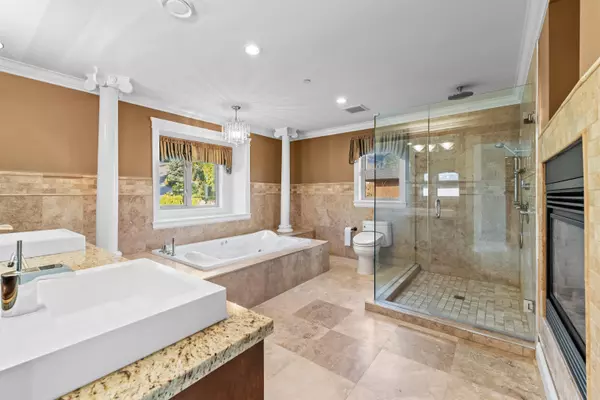 1118 Crestline RD West Vancouver, BC V7S 2E4