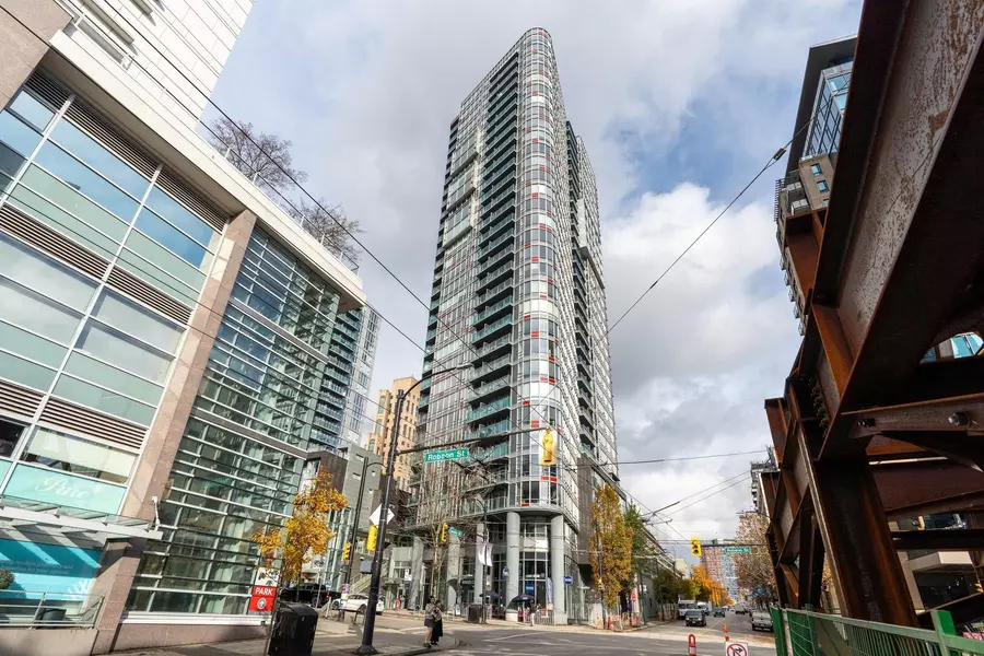 233 Robson ST #2210, Vancouver, BC V6B 0E8