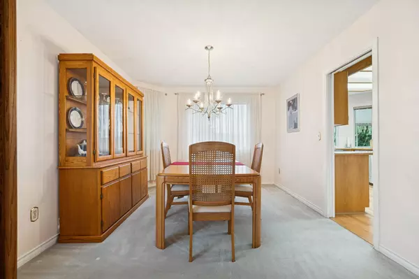 2824 Nash DR Coquitlam, BC V3B 6V5