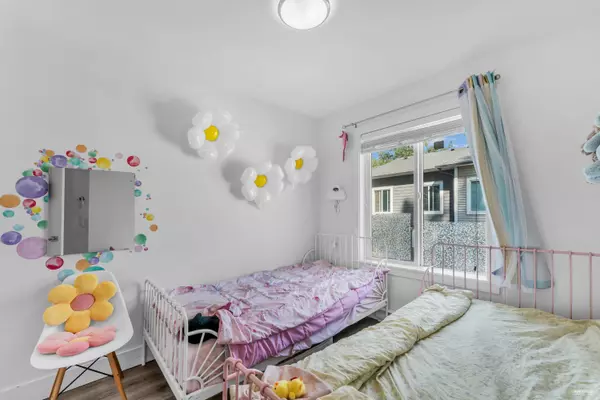 9718 161a ST #134 Surrey, BC V4N 6S7