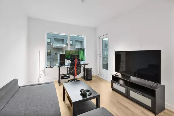 Coquitlam, BC V3J 0P1,648 Lea AVE #301