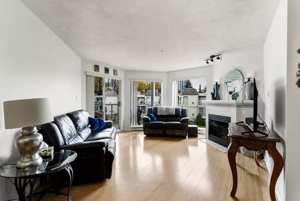 Coquitlam, BC V3B 7L6,1220 Lasalle PL #320