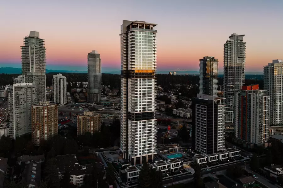 720 Farrow ST #1707, Coquitlam, BC V3J 0P3