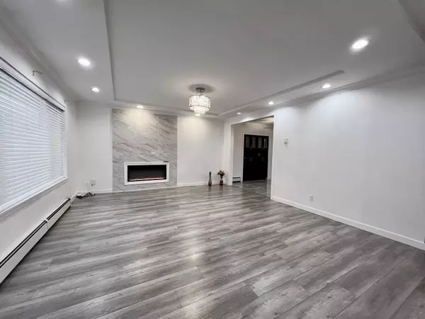 7768 18th AVE, Burnaby, BC V3N 1J2