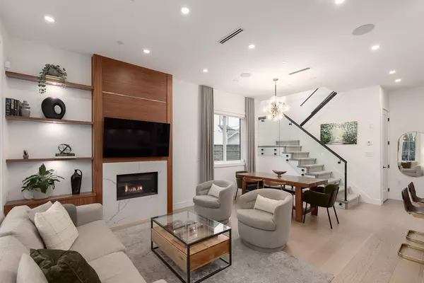 959 E 13th AVE, Vancouver, BC V5T 2L7