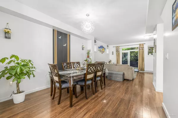 Surrey, BC V3X 1E8,6123 138th ST #36