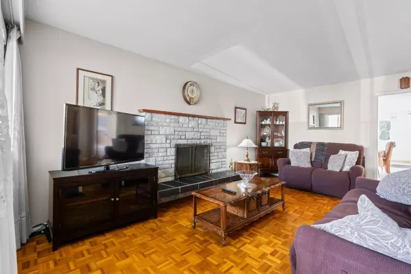 Vancouver, BC V5N 1R1,2240 E 6th AVE