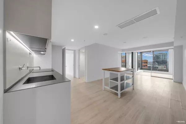 Vancouver, BC V6Z 1W1,1133 Hornby ST #1902