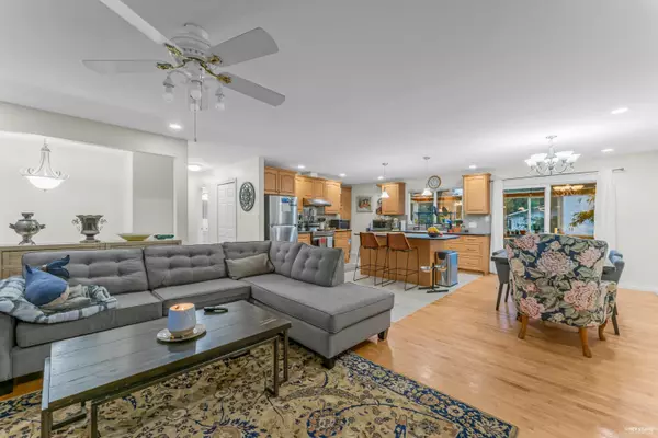 Surrey, BC V4A 5H3,1579 136 ST