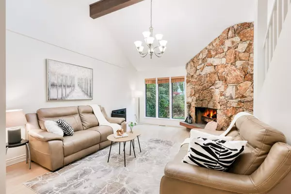 Coquitlam, BC V3E 1P1,1311 Charter Hill DR