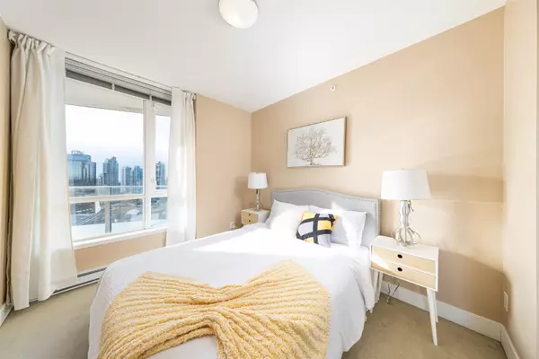 Burnaby, BC V5H 0A2,4808 Hazel ST #3108