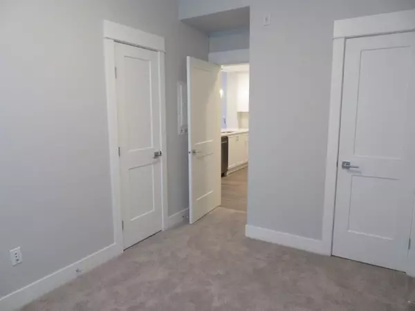 2180 Kelly AVE #4322 Port Coquitlam, BC V3C 3B1