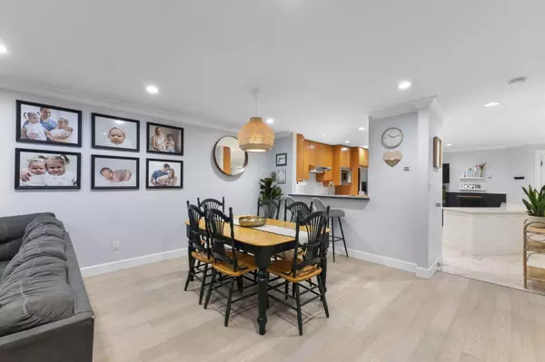 North Vancouver, BC V7G 2S2,1500 Ostler CT #102