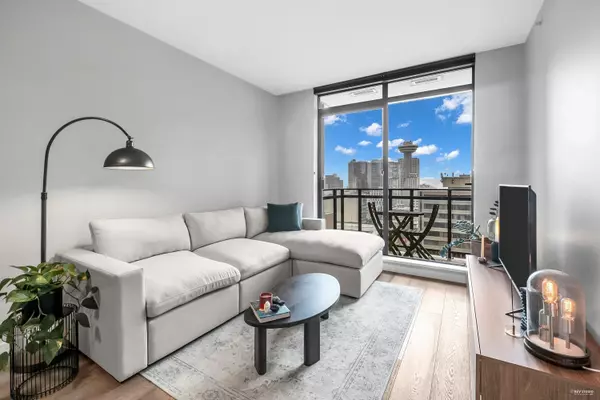 788 Richards ST #1907, Vancouver, BC V6B 0C7