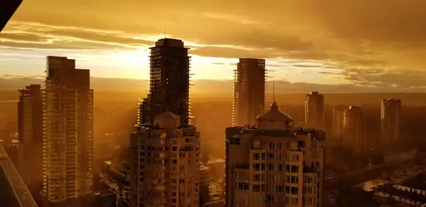 6098 Station ST #3706, Burnaby, BC V5H 0H4