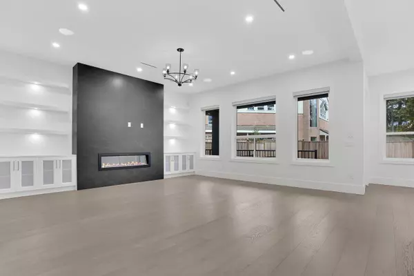 Surrey, BC V3S 1H7,16633 Bell RD