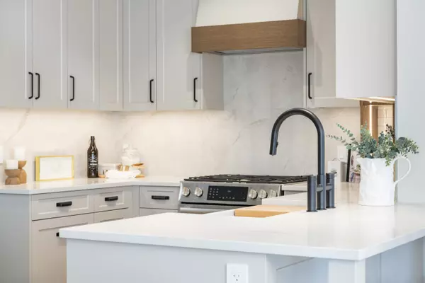 Delta, BC V4K 2X4,4569 Arthur DR #2