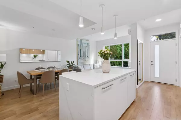 2035 Glenaire DR #173 North Vancouver, BC V7P 1Y2