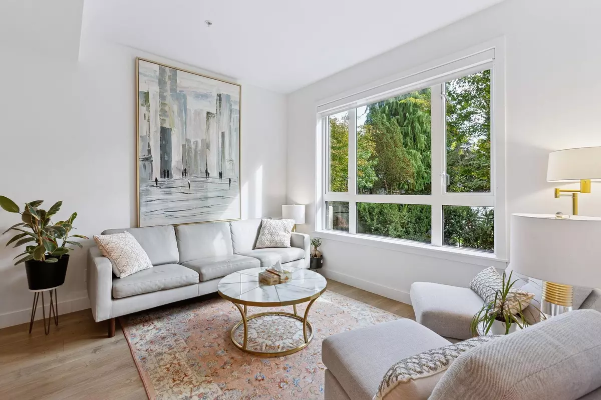 North Vancouver, BC V7P 1Y2,2035 Glenaire DR #173