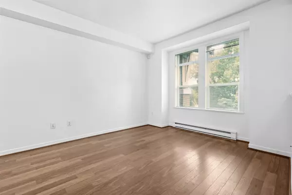 Burnaby, BC V5J 0C5,5881 Irmin ST #6