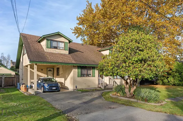 4457 46b ST Ladner, BC V4K 2M8