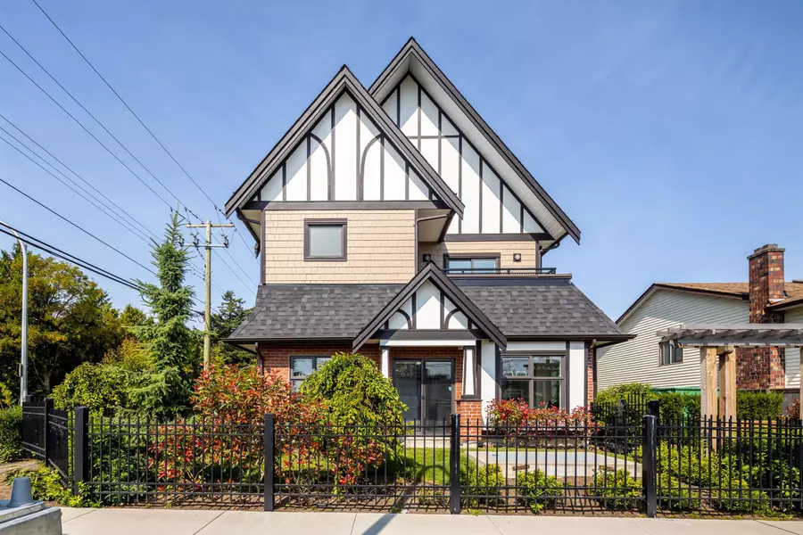 9899 Steveston HWY #5, Richmond, BC V7A 1M9