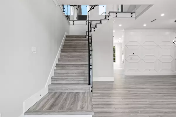 Surrey, BC V3S 7V8,18772 62a AVE