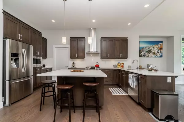 Coquitlam, BC V3E 0K2,3511 Bishop PL