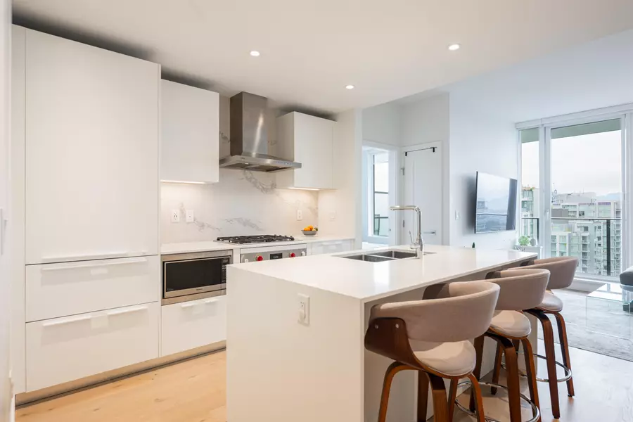 6699 Dunblane AVE #3602, Burnaby, BC V5H 0J8