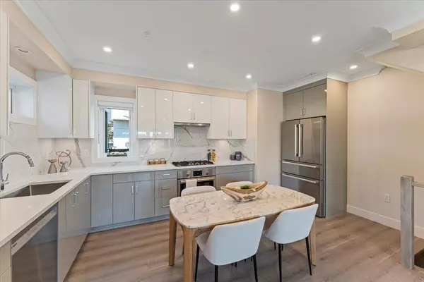 Vancouver, BC V6P 0L7,8305 French ST