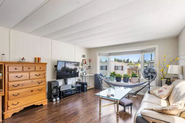 Langley, BC V4W 3V3,26892 Fraser HWY #21B