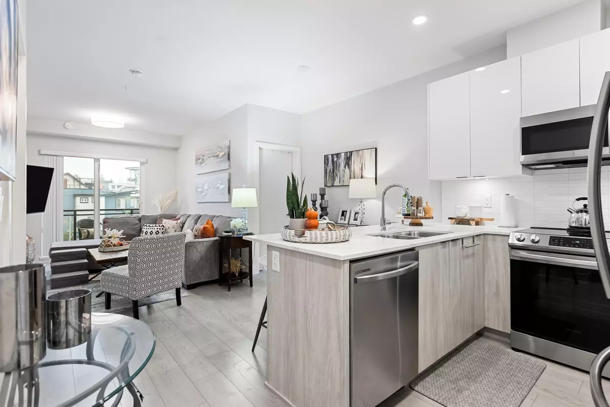 Langley, BC V3A 0N6,5486 199a ST #302