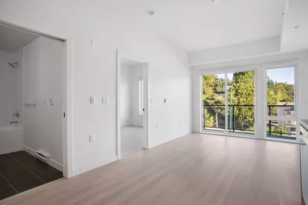 Port Moody, BC V6M 4B9,1100 Clarke RD #105