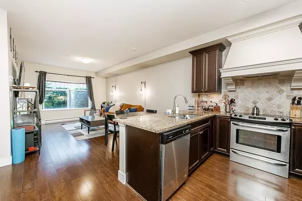 Surrey, BC V4N 6M1,19530 65 AVE #107